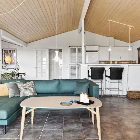 Kerstin - 400m From The Sea By Interhome Ronde
